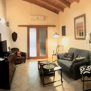 Loft Etna View , Catania Italia